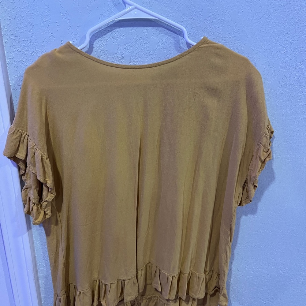 Women's Ruffled Tan Top